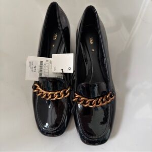 Zara Women's Glossy Black Loafers with Gold Chain